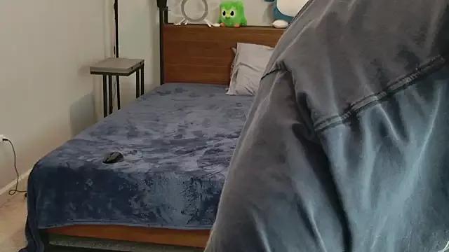 BlueEyedTallGuy94 from StripChat is Freechat