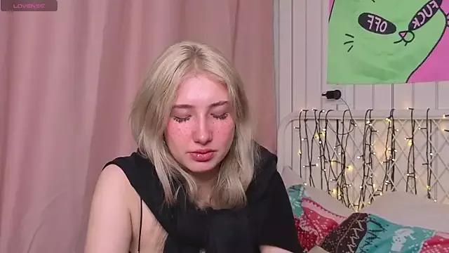 BonnieFunnell from StripChat is Freechat