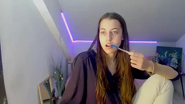 Check-out your craziest wishes with our pick of gaming cams models, featuring big knockers, round tails and tight twats.