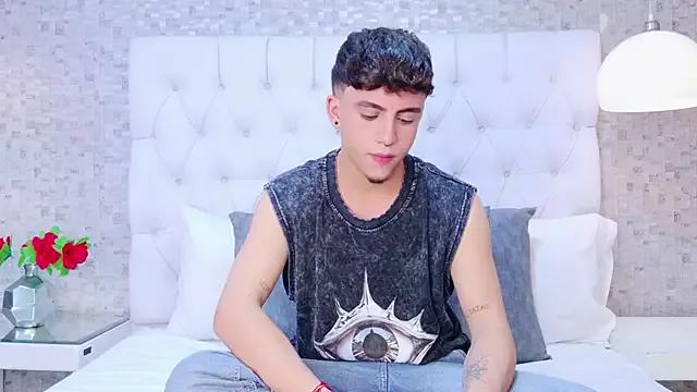 BrannTaylor from StripChat is Freechat