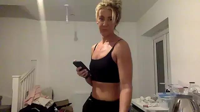 Bratty-Blonde55 from StripChat is Freechat