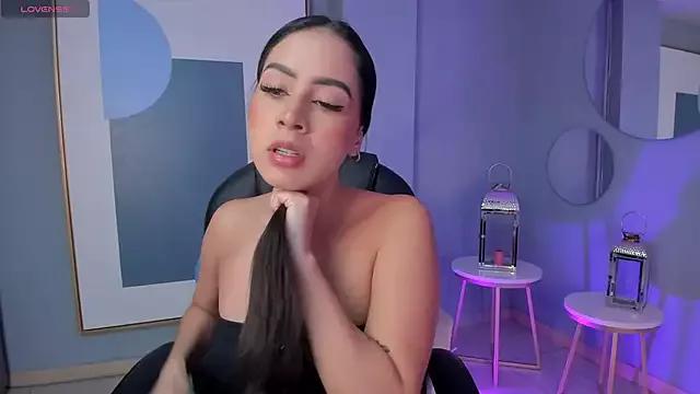 Check-out your craziest wishes with our pick of gaming cams models, featuring big knockers, round tails and tight twats.