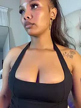 Brianna_T from StripChat is Freechat