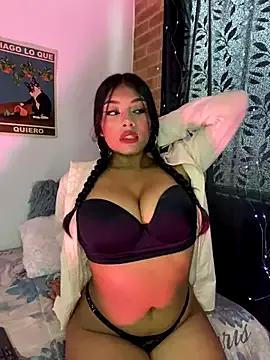 Check-out your craziest wishes with our pick of gaming cams models, featuring big knockers, round tails and tight twats.