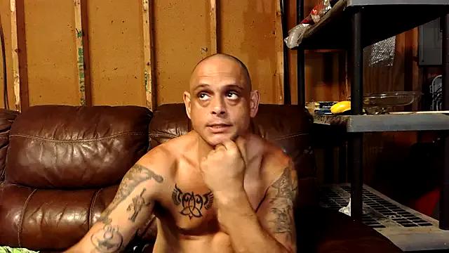 Buffshagswell from StripChat is Freechat