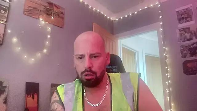 Photos of BUILDER4YOU from StripChat is Freechat