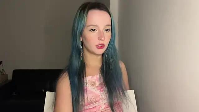 bumble_bee from StripChat