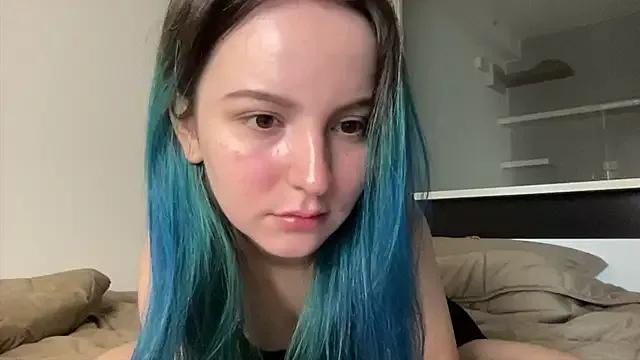 bumble_bee from StripChat