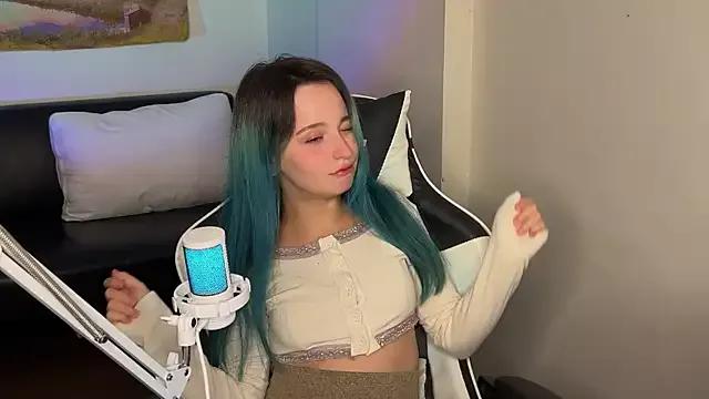 bumble_bee from StripChat