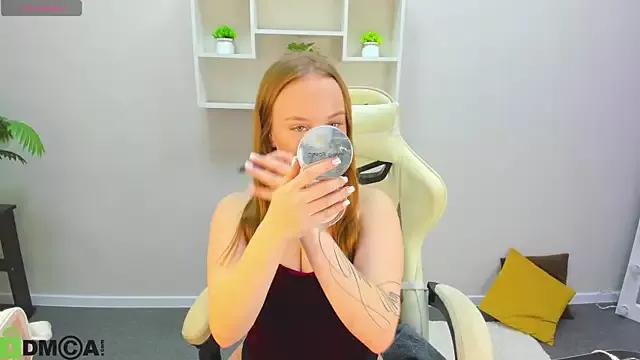 Bunny_Luvv from StripChat is Freechat