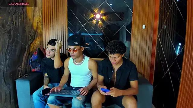 calvin_parker from StripChat is Freechat