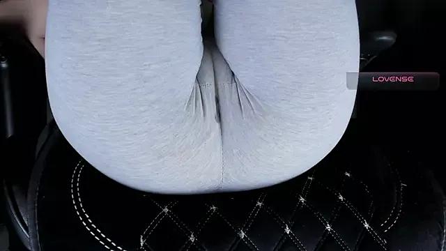 Check-out your craziest wishes with our pick of gaming cams models, featuring big knockers, round tails and tight twats.