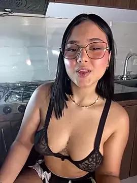 Check-out your craziest wishes with our pick of gaming cams models, featuring big knockers, round tails and tight twats.