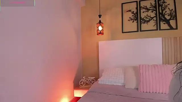 Camila_Bustamante from StripChat is Freechat