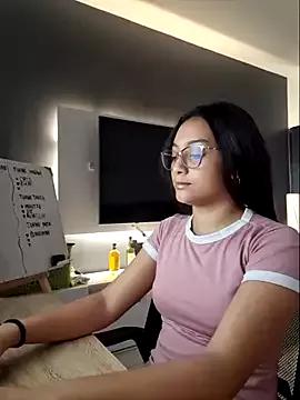 Camila_Vescari from StripChat is Freechat