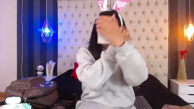 Check-out your craziest wishes with our pick of gaming cams models, featuring big knockers, round tails and tight twats.