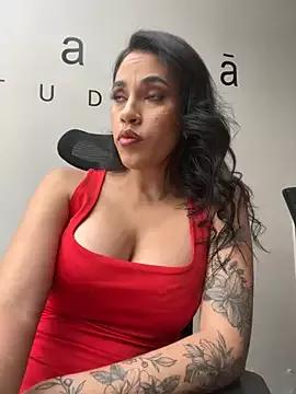 Check-out your craziest wishes with our pick of gaming cams models, featuring big knockers, round tails and tight twats.