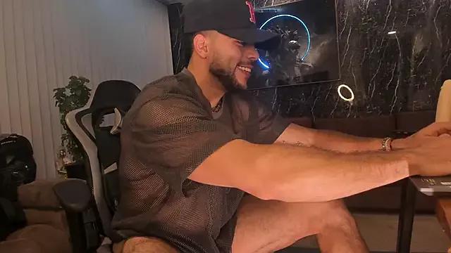 Camilo_Watson from StripChat is Freechat