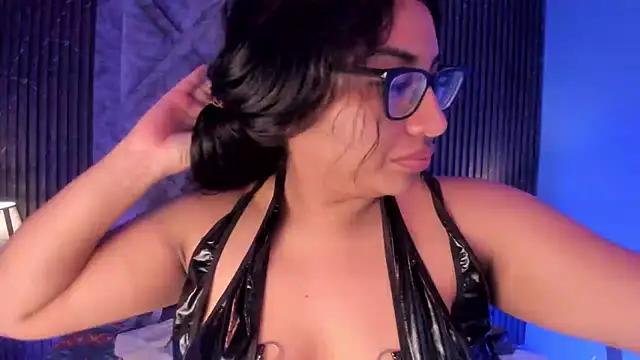 Check-out your craziest wishes with our pick of gaming cams models, featuring big knockers, round tails and tight twats.