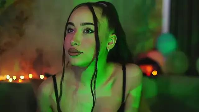 CarlaGavin from StripChat is Freechat