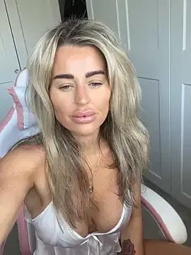 Carmel_Louise from StripChat is Freechat