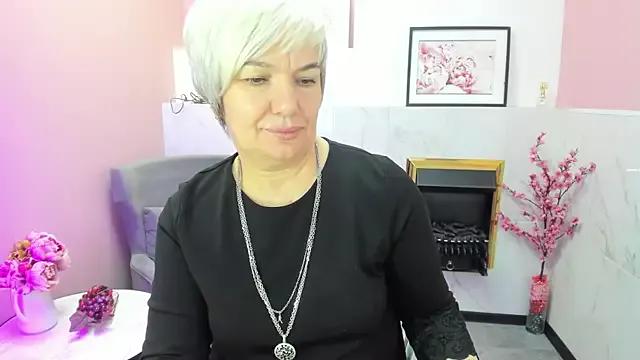 CarmenSoft from StripChat is Freechat