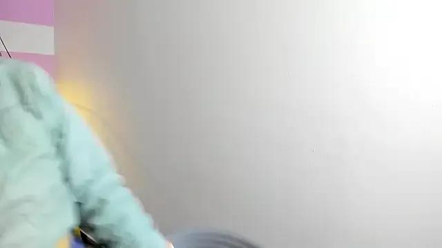 Carol_Pinter from StripChat is Freechat