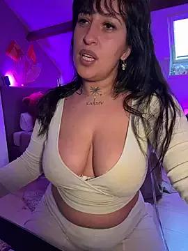 Check-out your craziest wishes with our pick of gaming cams models, featuring big knockers, round tails and tight twats.