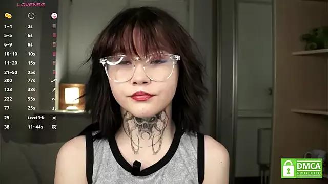 CaroleMyers from StripChat is Freechat