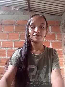 CarolineHans from StripChat is Freechat
