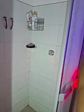 carolinerue from StripChat is Freechat