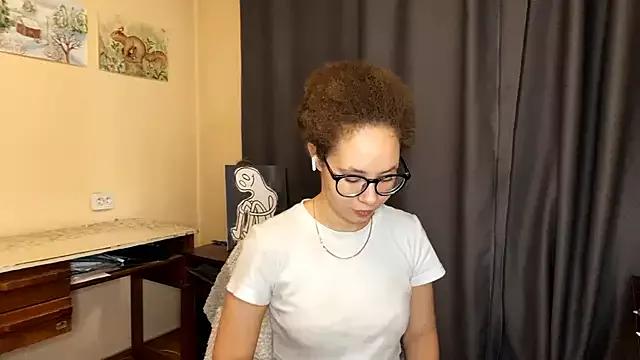 CarollNino from StripChat is Freechat