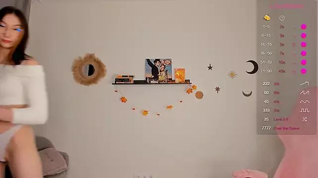 Check-out your craziest wishes with our pick of gaming cams models, featuring big knockers, round tails and tight twats.