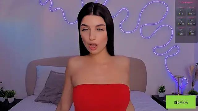 Check-out your craziest wishes with our pick of gaming cams models, featuring big knockers, round tails and tight twats.