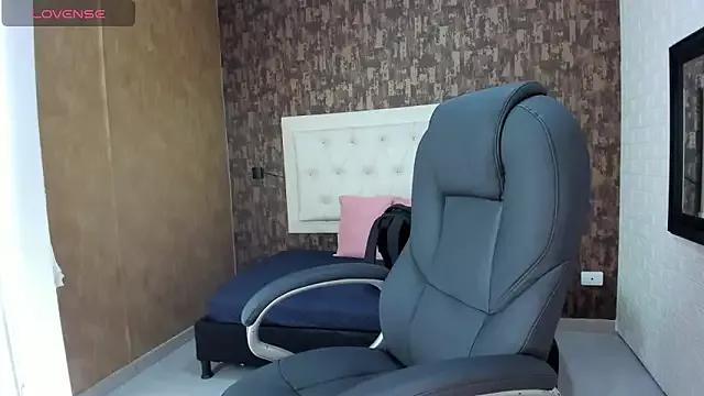 cataleya__monroe from StripChat is Freechat