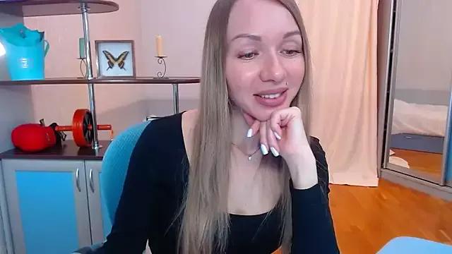Check-out your craziest wishes with our pick of gaming cams models, featuring big knockers, round tails and tight twats.
