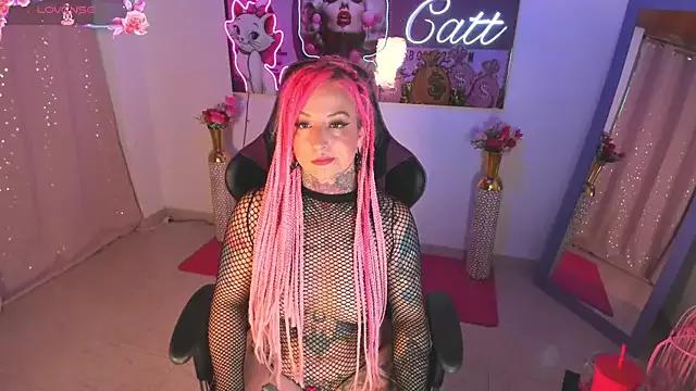 Check-out your craziest wishes with our pick of gaming cams models, featuring big knockers, round tails and tight twats.