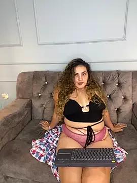 Check-out your craziest wishes with our pick of gaming cams models, featuring big knockers, round tails and tight twats.