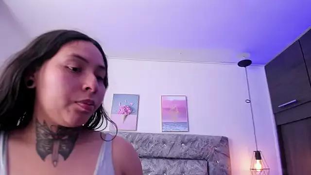 Celestial_shine from StripChat is Freechat