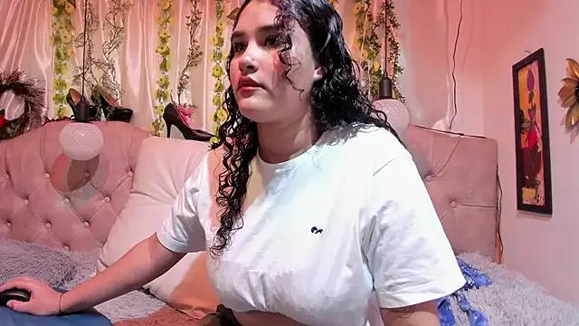 Chanelle_ from StripChat is Freechat