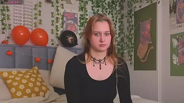 Charil_Wilson from StripChat is Freechat