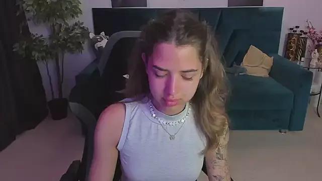 Check-out your craziest wishes with our pick of gaming cams models, featuring big knockers, round tails and tight twats.