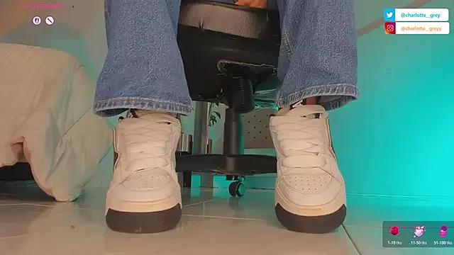 Check-out your craziest wishes with our pick of gaming cams models, featuring big knockers, round tails and tight twats.