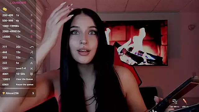 Check-out your craziest wishes with our pick of gaming cams models, featuring big knockers, round tails and tight twats.