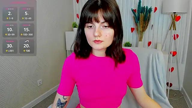 Check-out your craziest wishes with our pick of gaming cams models, featuring big knockers, round tails and tight twats.