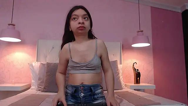 Check-out your craziest wishes with our pick of gaming cams models, featuring big knockers, round tails and tight twats.