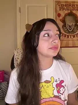 CharmingMaddie from StripChat is Freechat