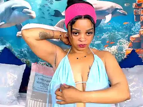 Check-out your craziest wishes with our pick of gaming cams models, featuring big knockers, round tails and tight twats.