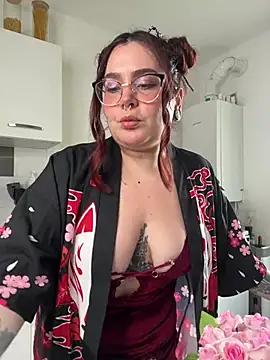 Check-out your craziest wishes with our pick of gaming cams models, featuring big knockers, round tails and tight twats.