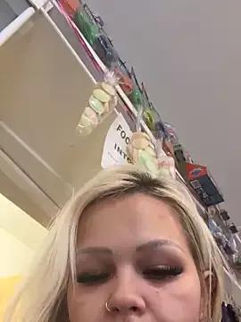 Check-out your craziest wishes with our pick of gaming cams models, featuring big knockers, round tails and tight twats.